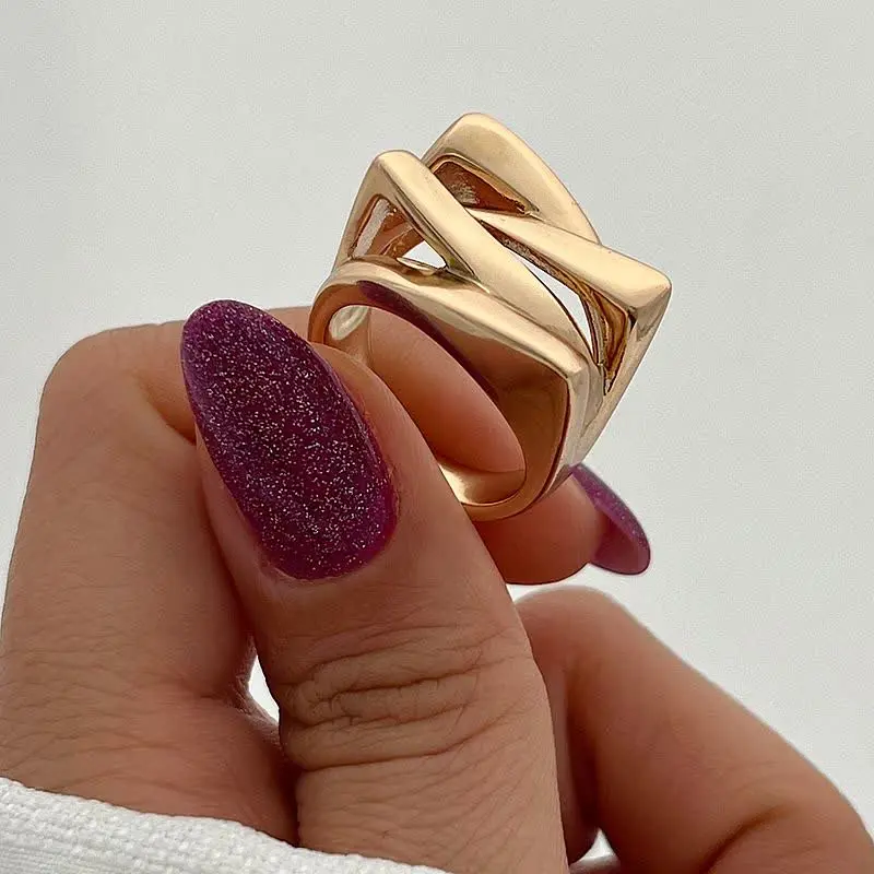 #انگشتر ژوپینگ کد ۱۰۷۴
