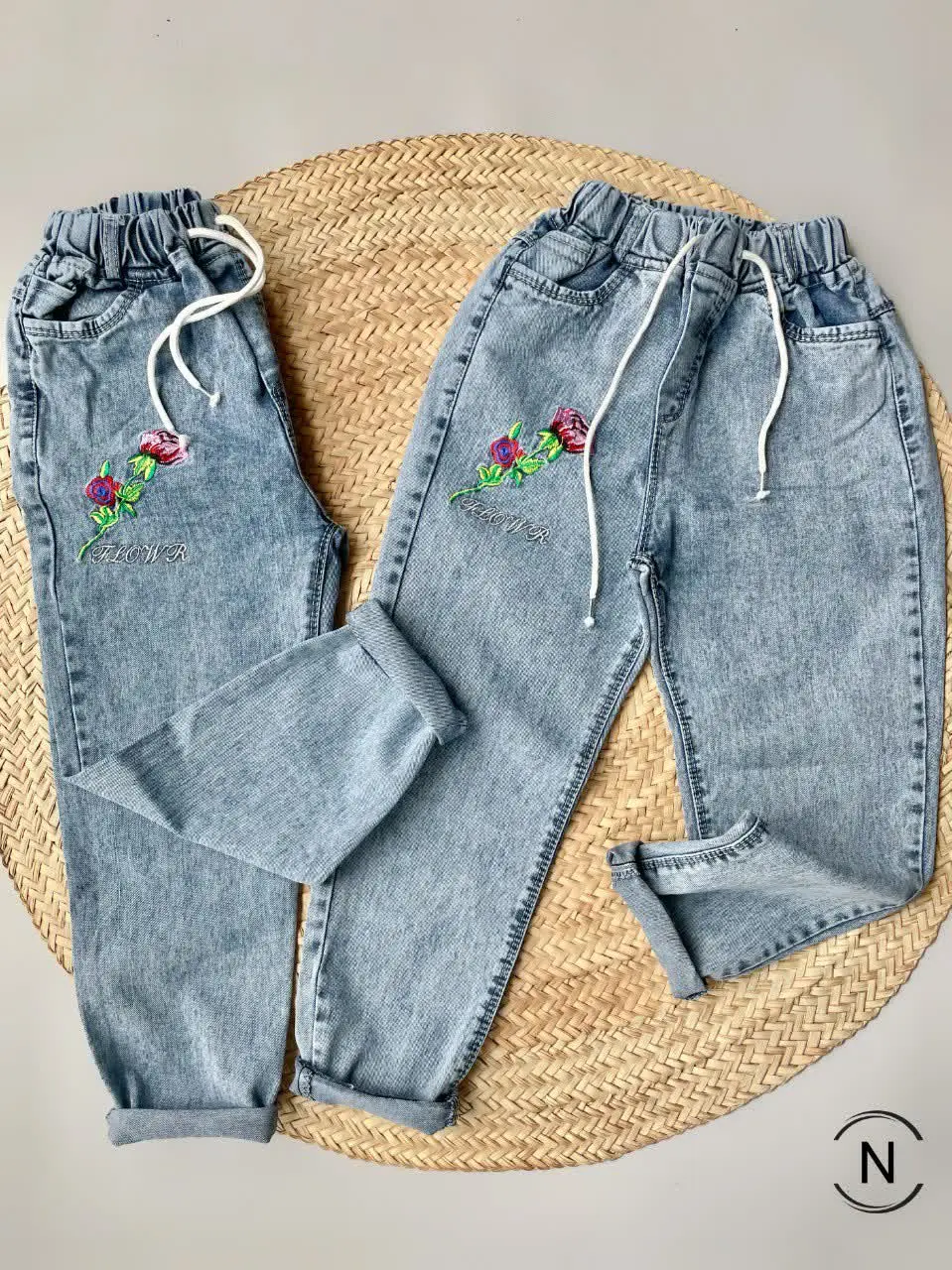 #شلوارلی مام فیت دخترانه اسلپ گلدوزی رز
