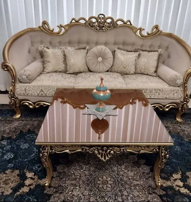 مبل ۷ نفره ورق طلا با ناهار...