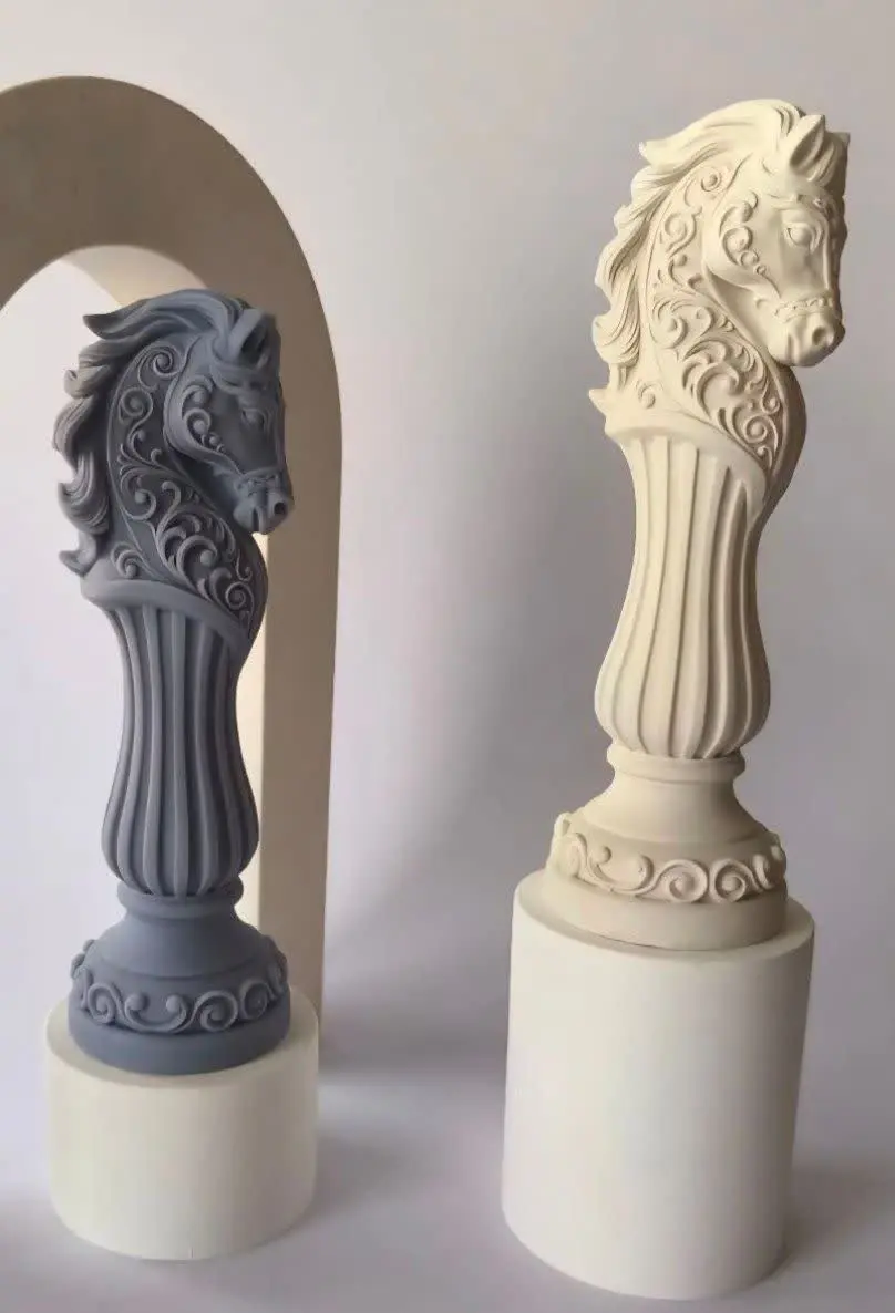 اسب مدل لاریس با ارتفاع ۱۵وقطر۴/۵ 
