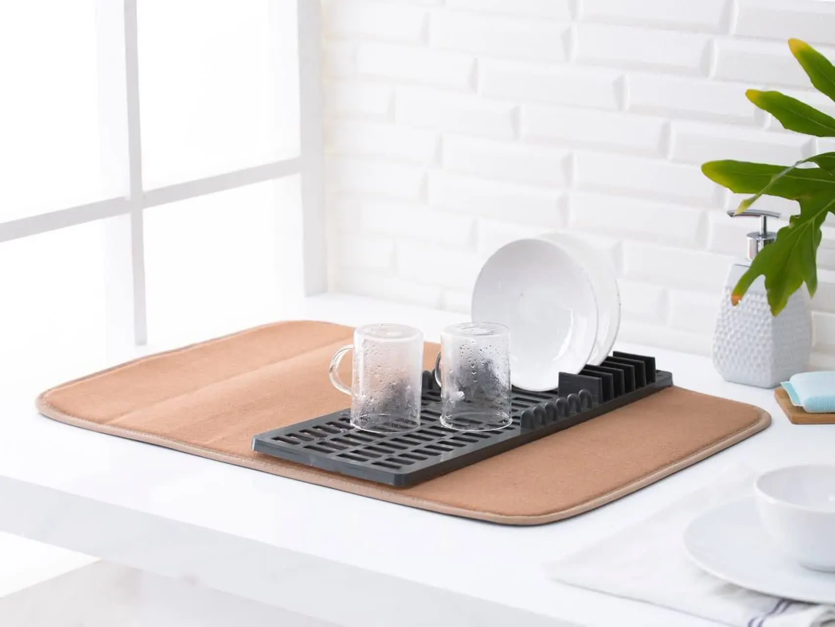 نمگیر استند دار
