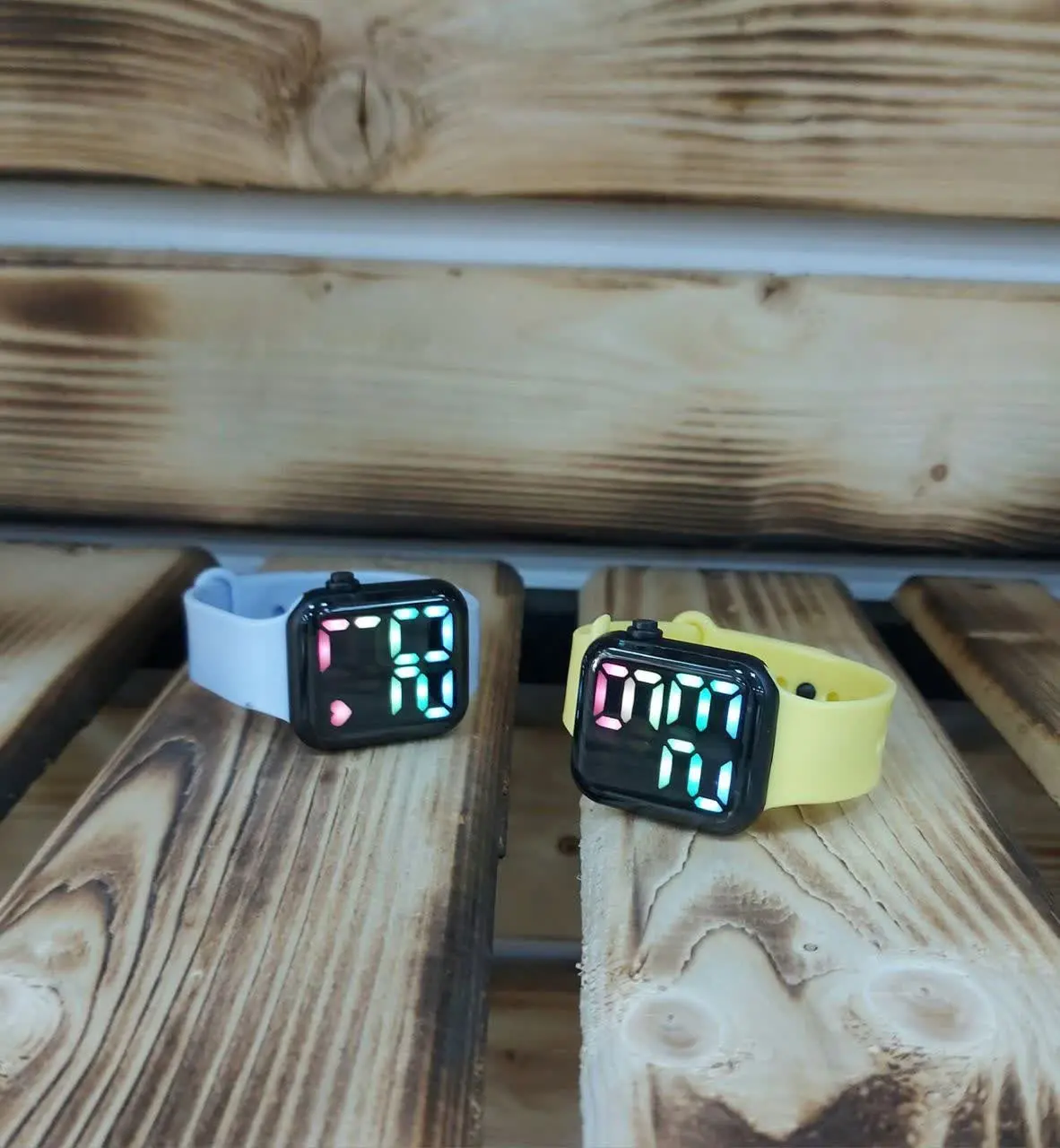 ساعت مچی طرح هوشمند
