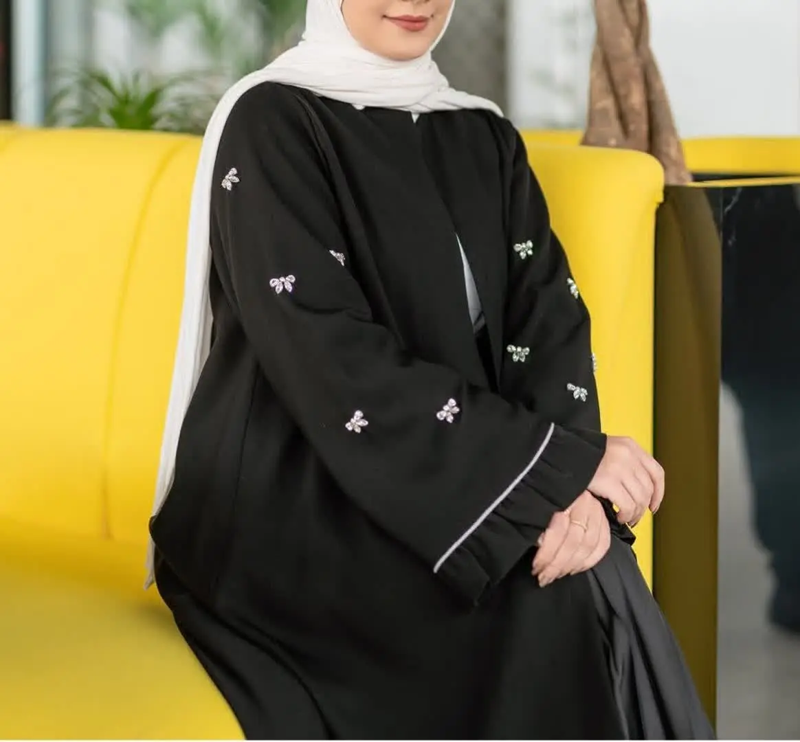 یه کار مجلسی خاص جواهردوزی...