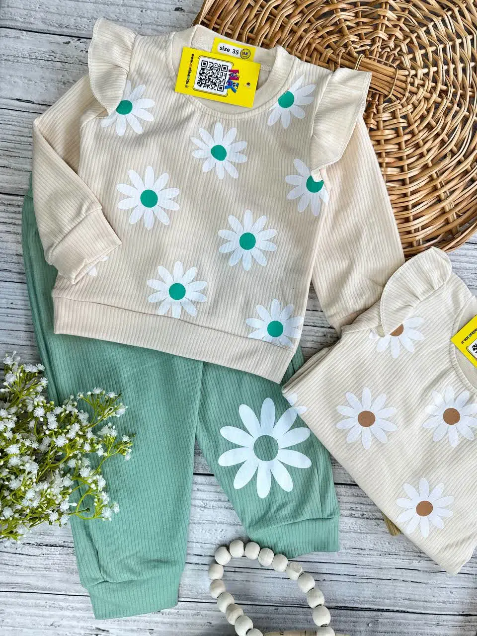 بلوز شلوار کبریتی طرح بابونه نوزادی و کودک کد ۱۷۳۱۷۰ 
