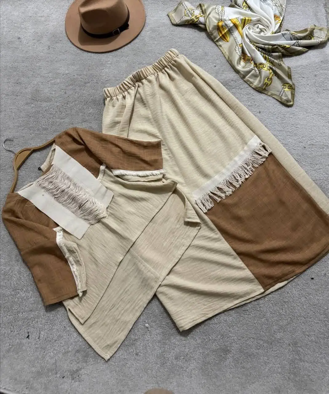  🍁نام: شومیز دامن وریشه 
