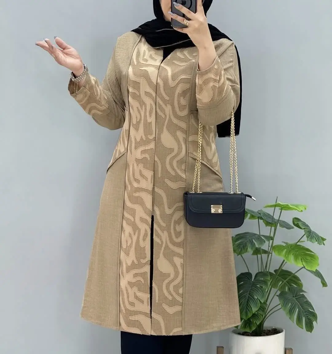 مانتو شیک و زیبا برای بانوی شیک پوش 🪆
