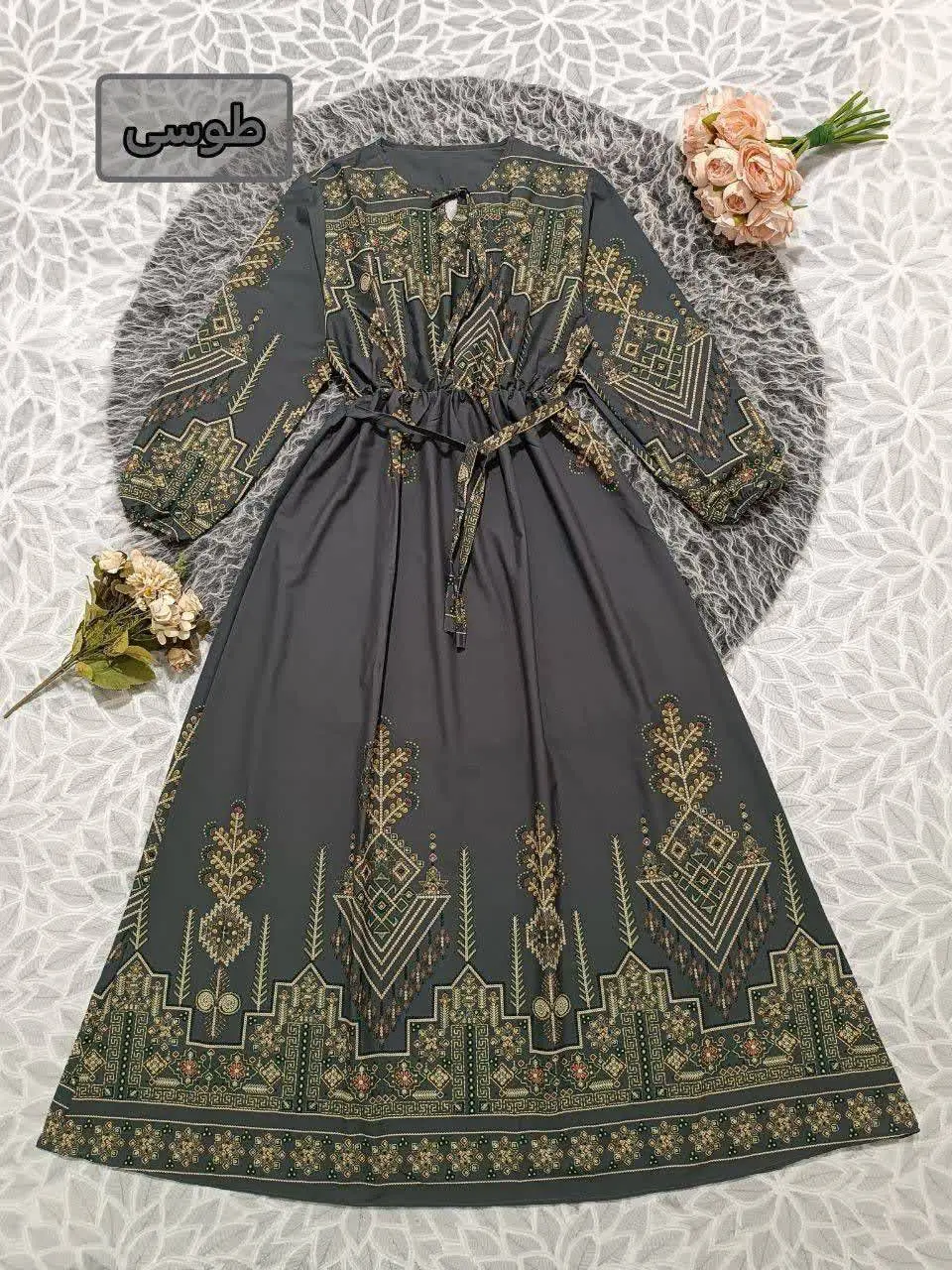 پیراهن کتیبه کلوش