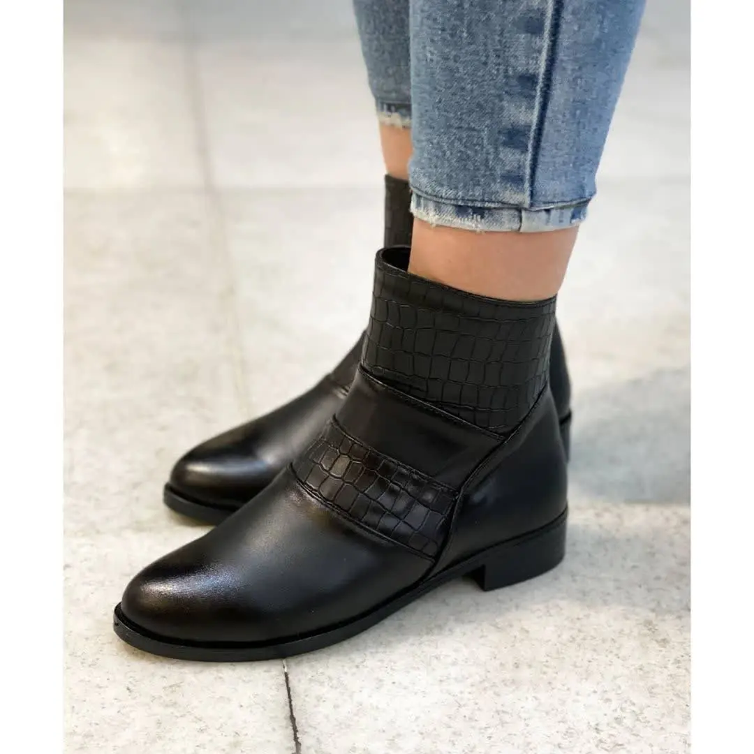 نیمبوت کلاسیک و شیک مون😍
