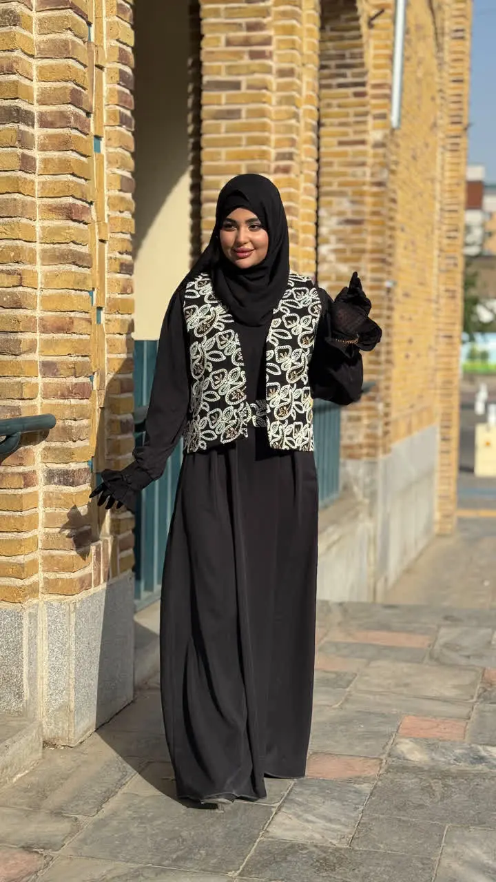 کد ۲ مانتو عبای مهنا 😍
