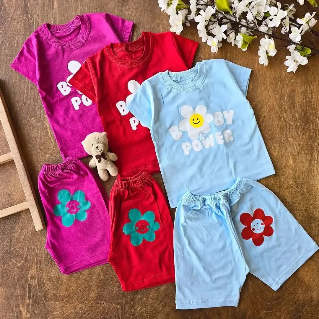 تیشرت شلوارک گل گلی
