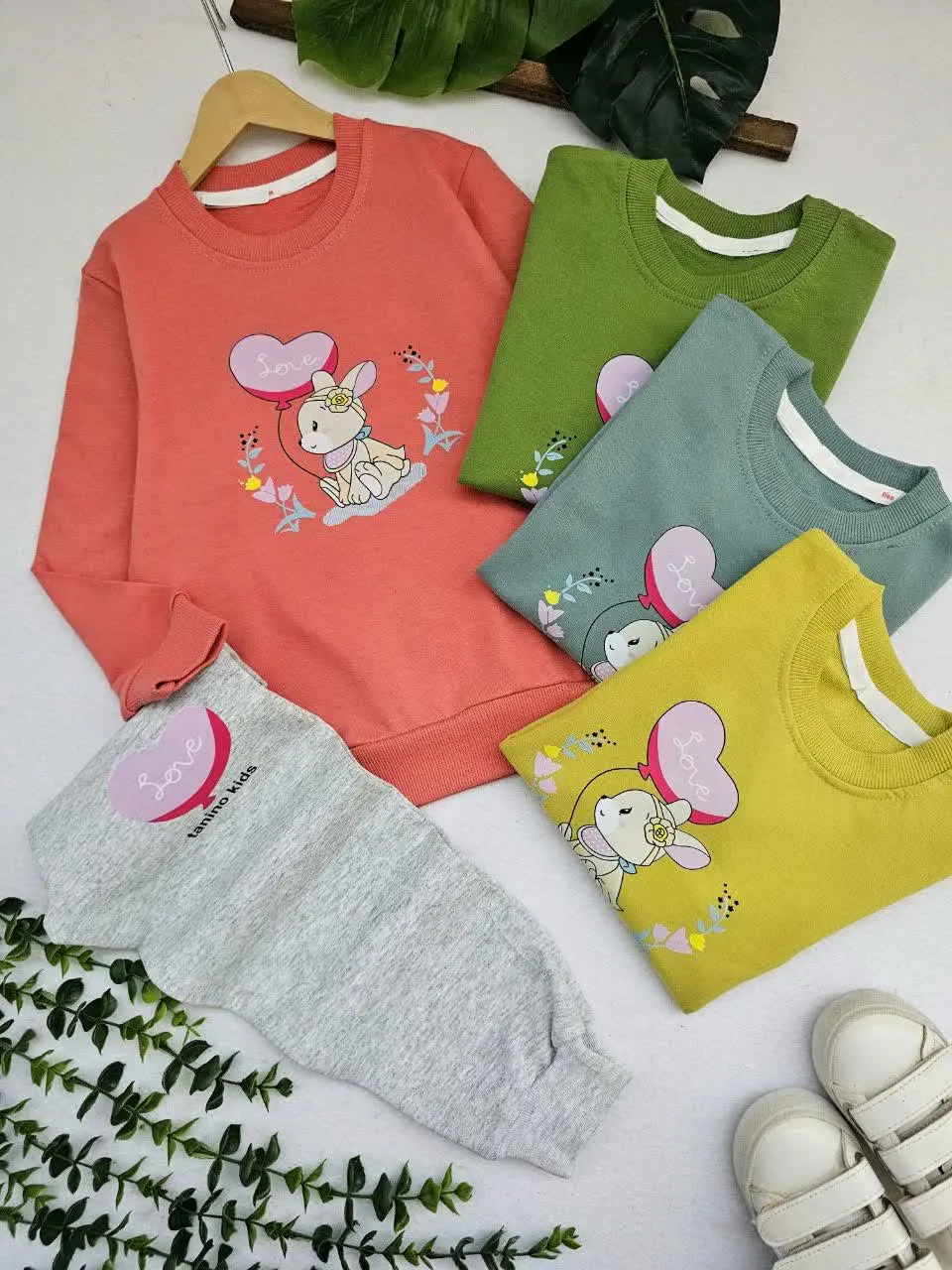 بلوز شلوار دخترانه مهرنیا
