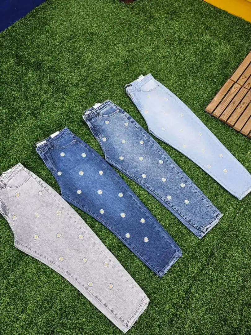 ❌ شلوار لی مام درجه یک گلدار
