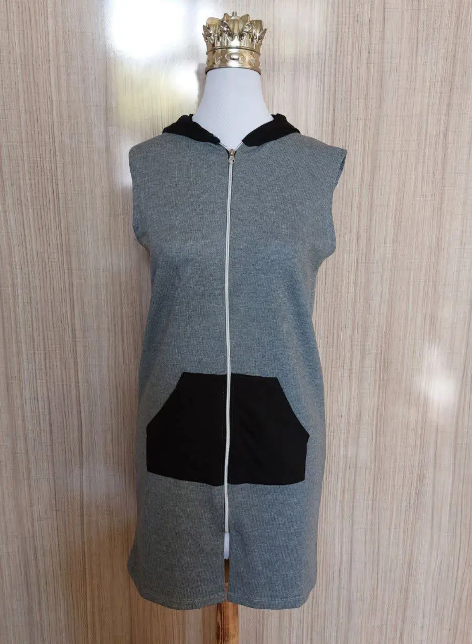 هودی حلقه‌ای بدون استین 
