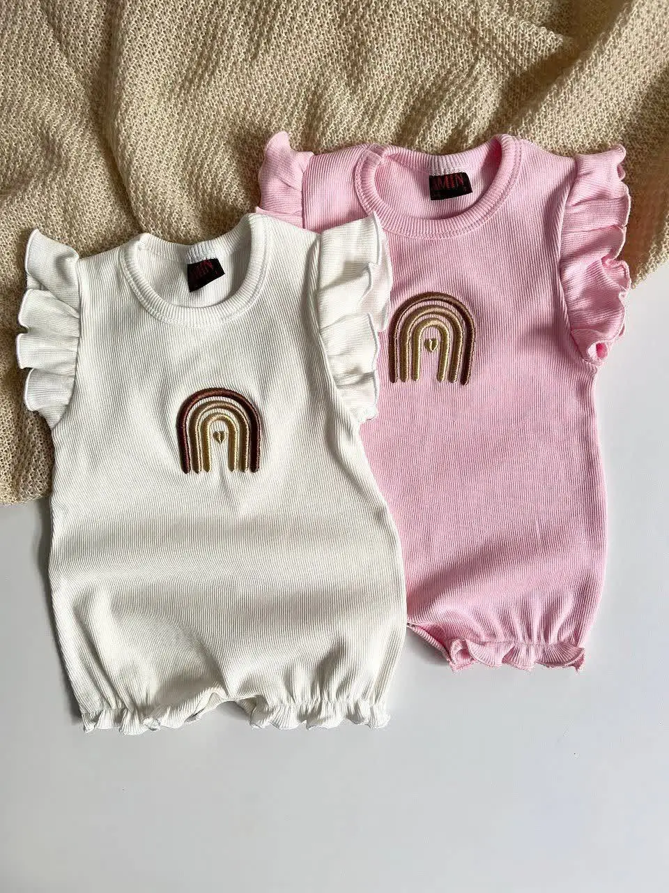 نام محصول: رامپر رنگین کمان
