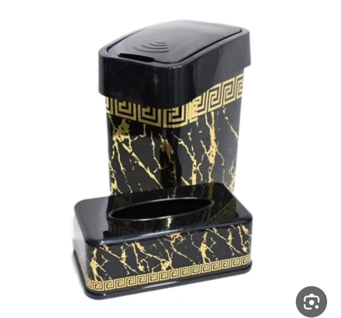 سطل درب بادبزنی همراه با جا دستمال کاغذی طرح رزمن پلاستیکی
