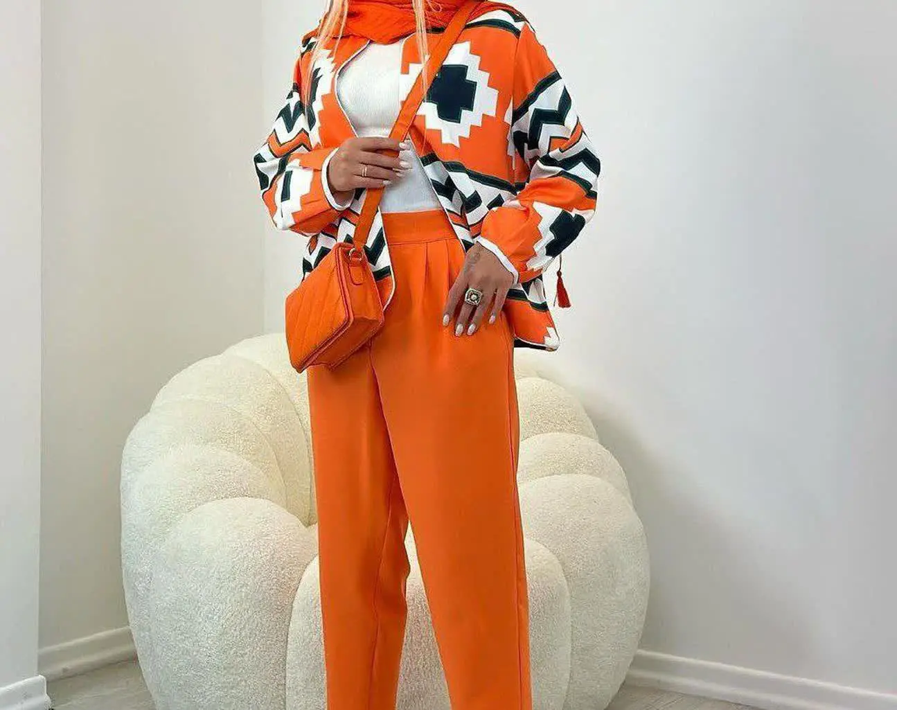 🖋نام: کت و شلوار مزونی دلوین
