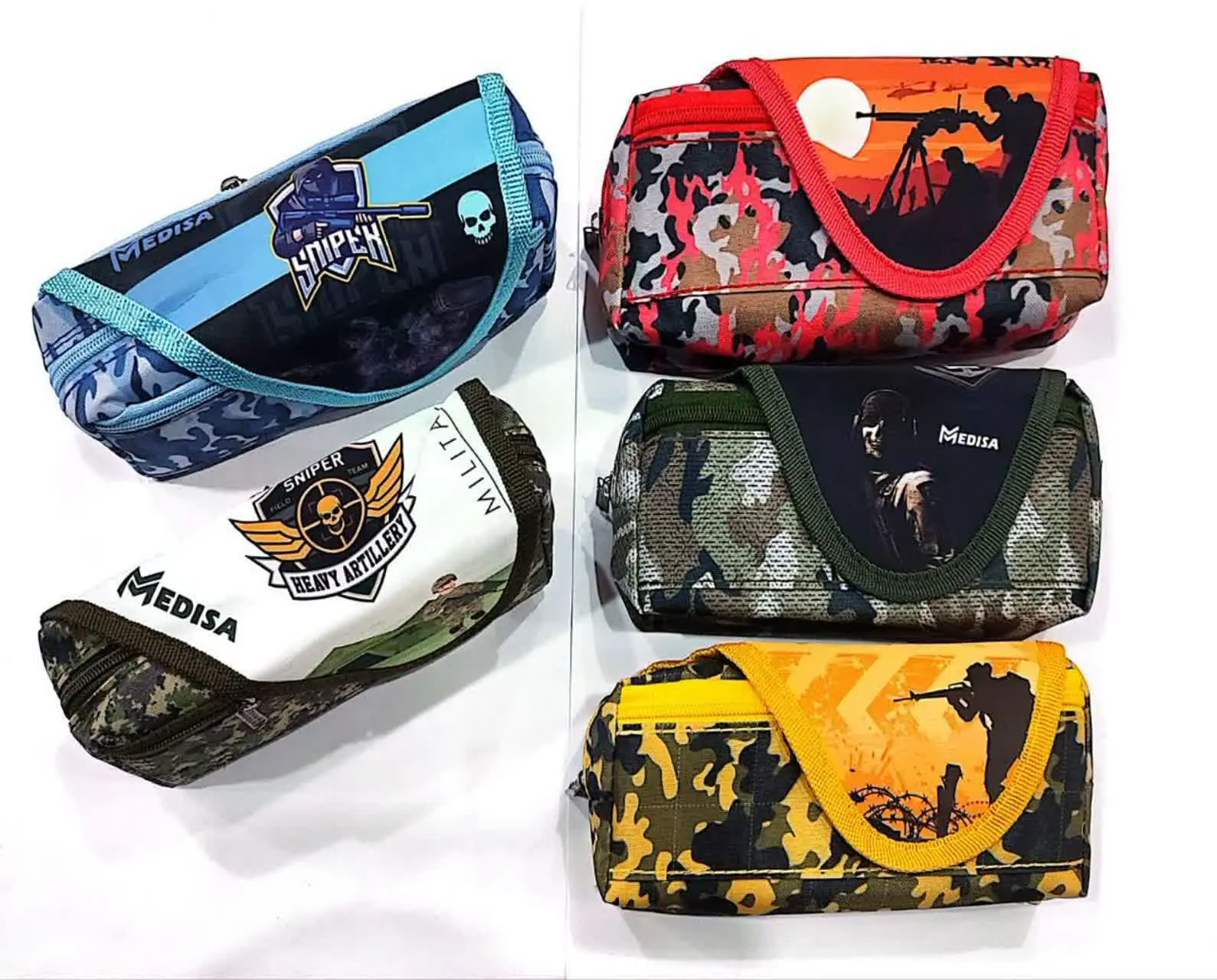 جامدادی چهارزیپ چسب دارسر زیپ فلزی کد ۲۰۹
