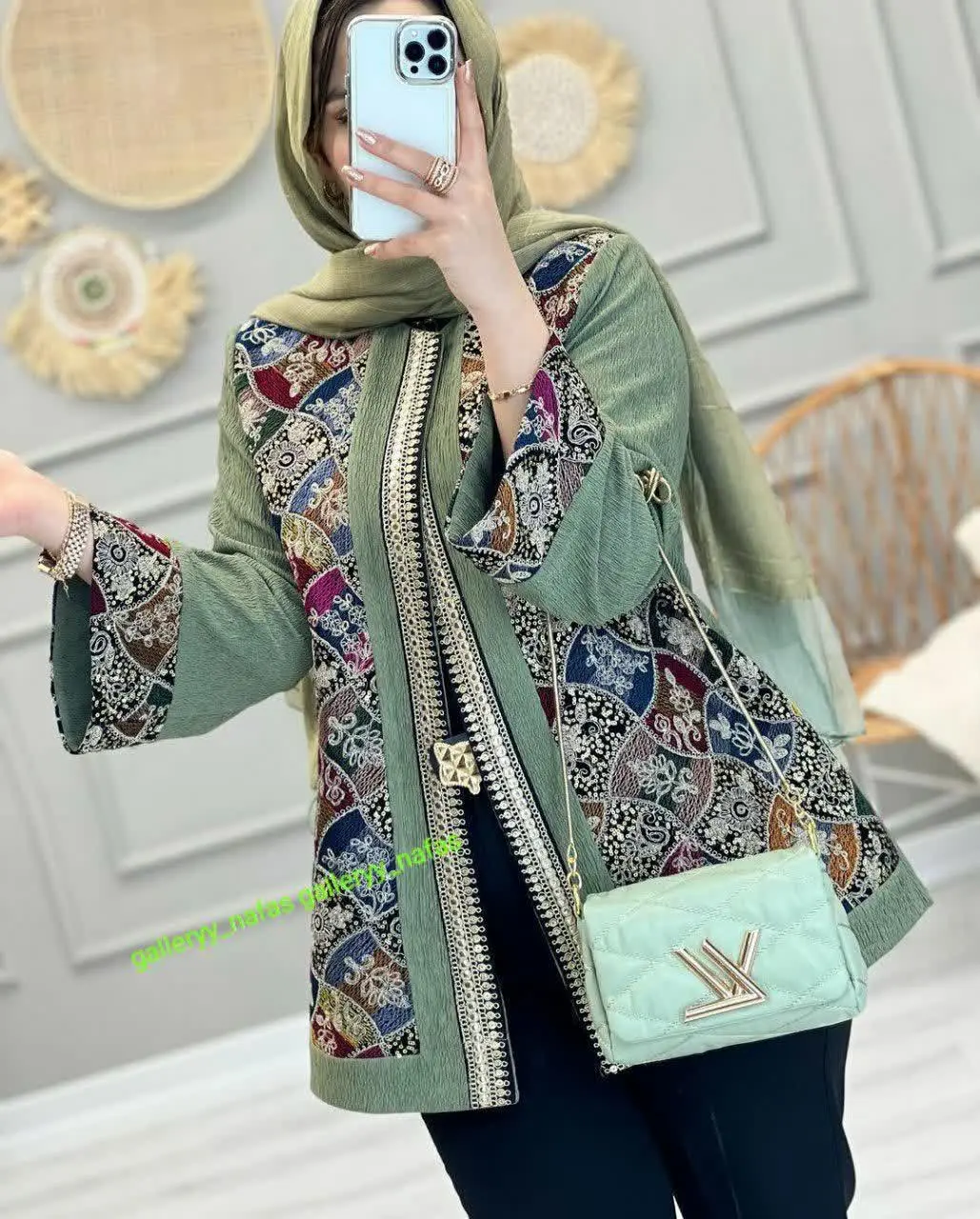 خااانوووماااااا 
