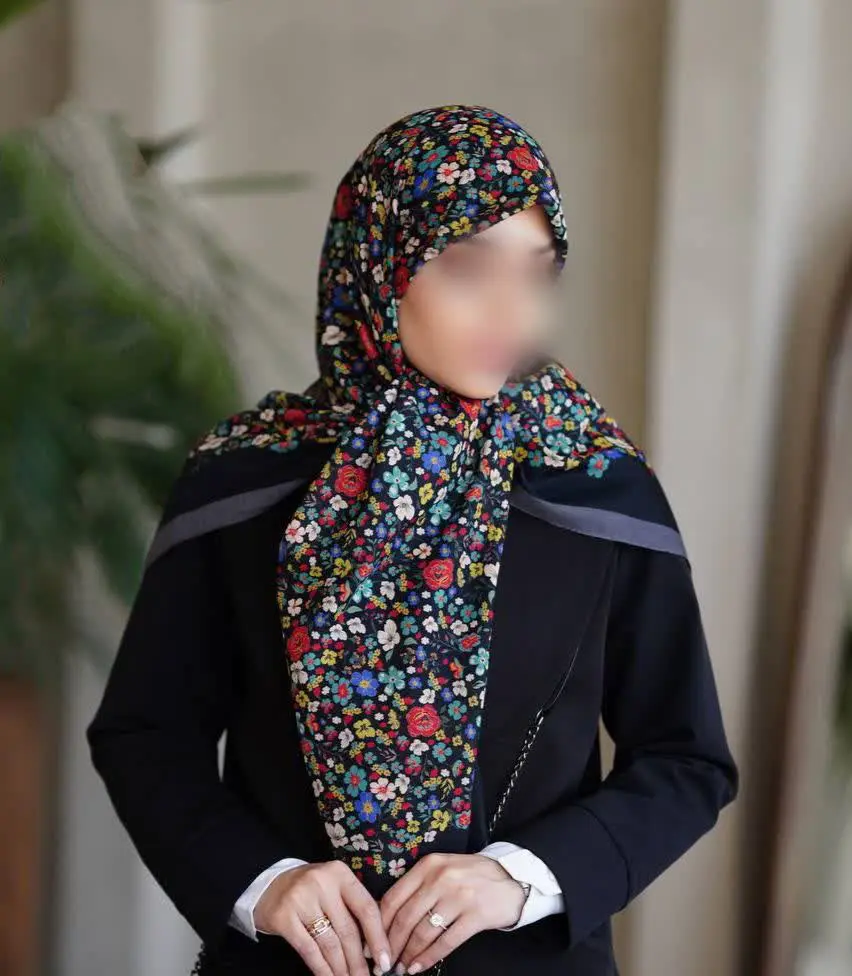 زمینه مشکی پر طرفدار 🌻
