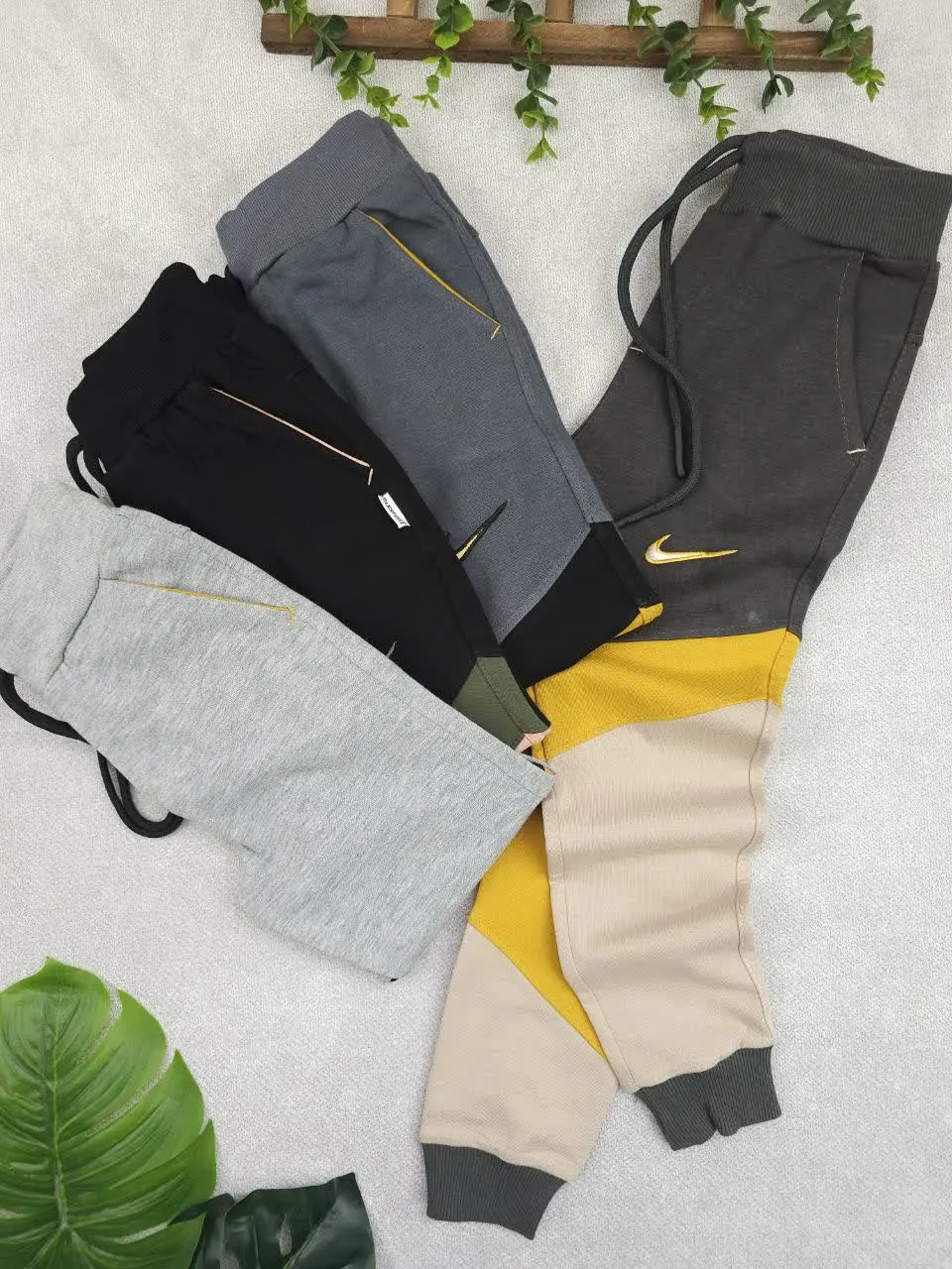 شلوار اسپرت نایک
