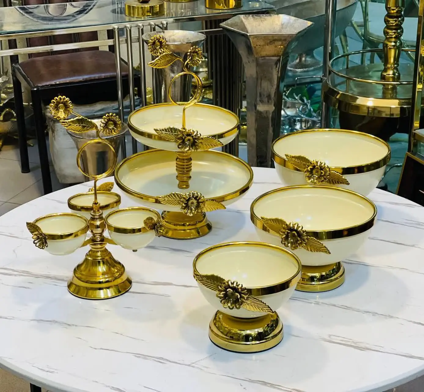 سرویس پذیرایی ٥ تکه گل افتاب گردان 🌻
