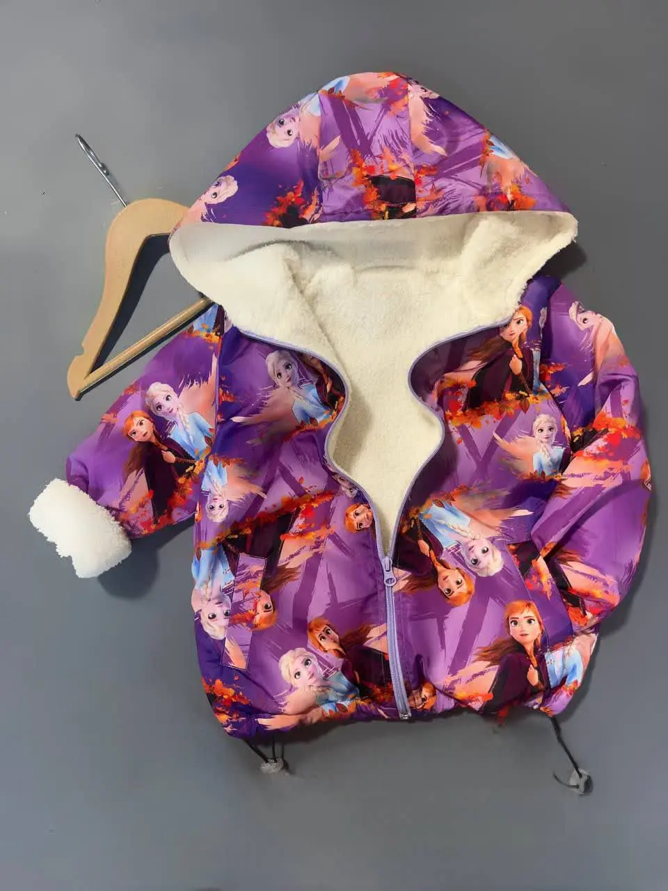 📝توضیحات: تمام خز (بدنه، کل...