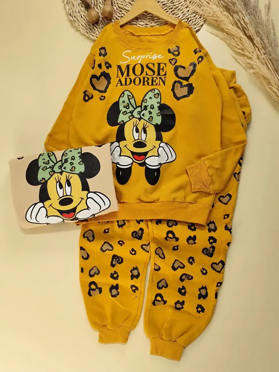 بلوز شلوار مینی surprise
