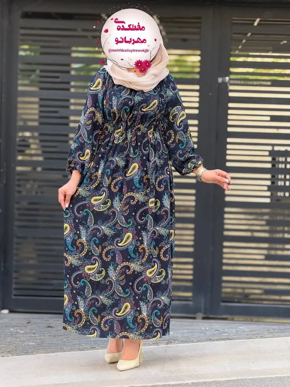 پیراهن نخی طرح ترمه ۶۹۴۸
