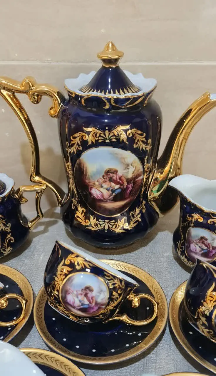 ۱۷پارچه چایی خوری سورمه ای👌
