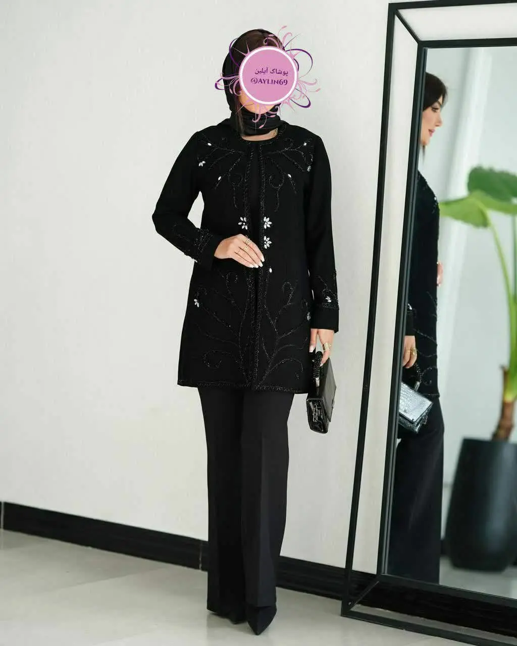 جنس پارچه: کرپ لمه جت بلک ج...