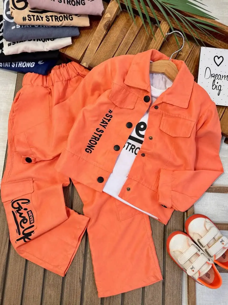 سه تیکه سونیا
