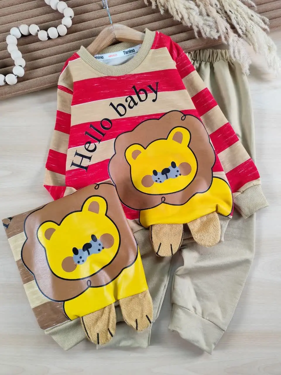 بلوز و شلوار hello baby