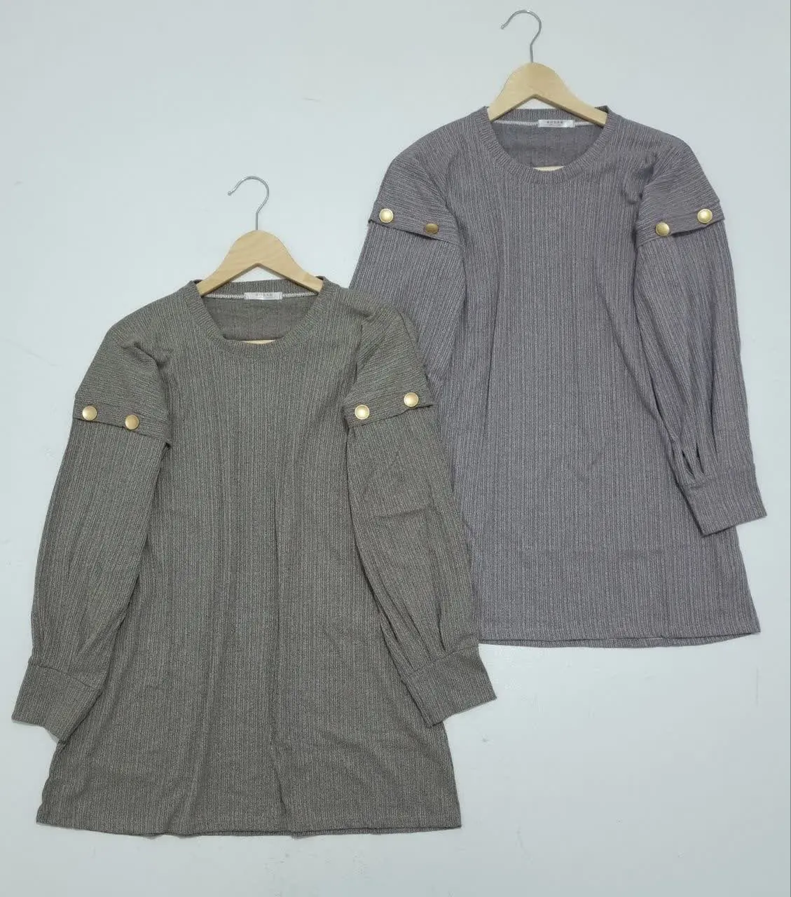 🌸 یه تونیک خوشگل و ارزون و راحتی با پارچه کریشه که ابرفت نداره و چروکم نمیشه …
