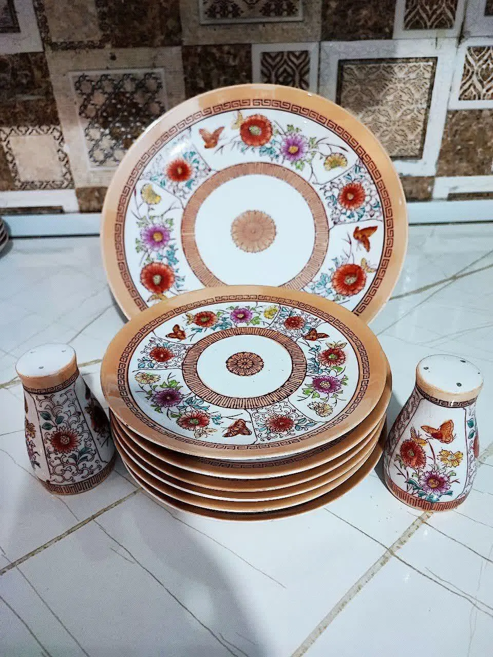 یک دست کیک خوری ۹ پارچه 
