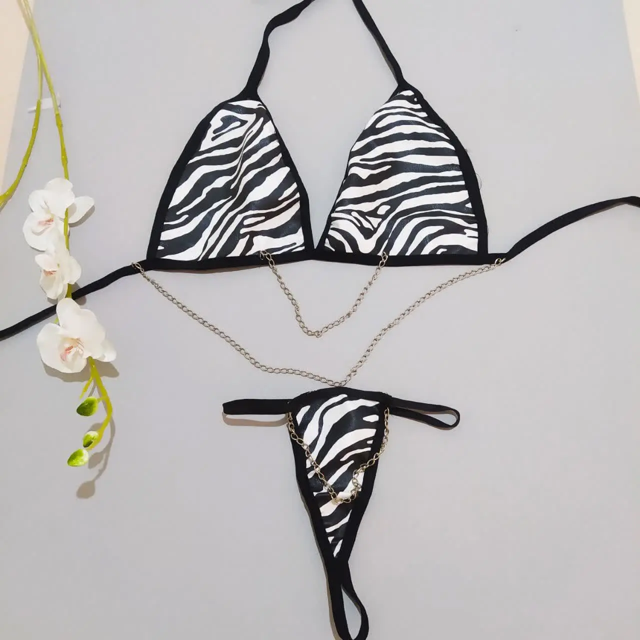 بیکینی زنجیر دار😍😍
