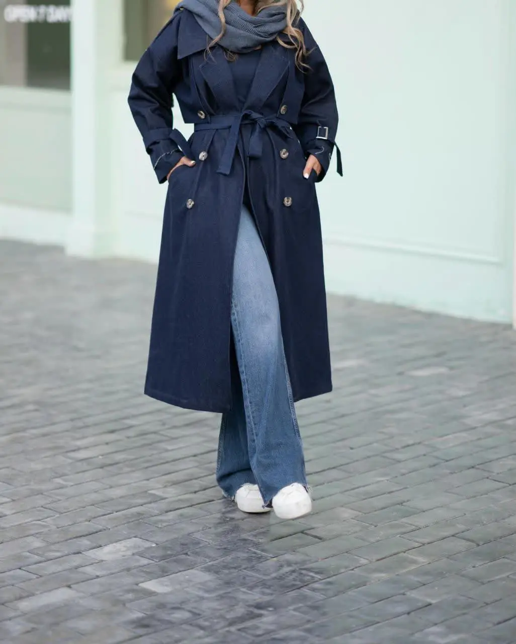 مدل Avira🖤🤎
