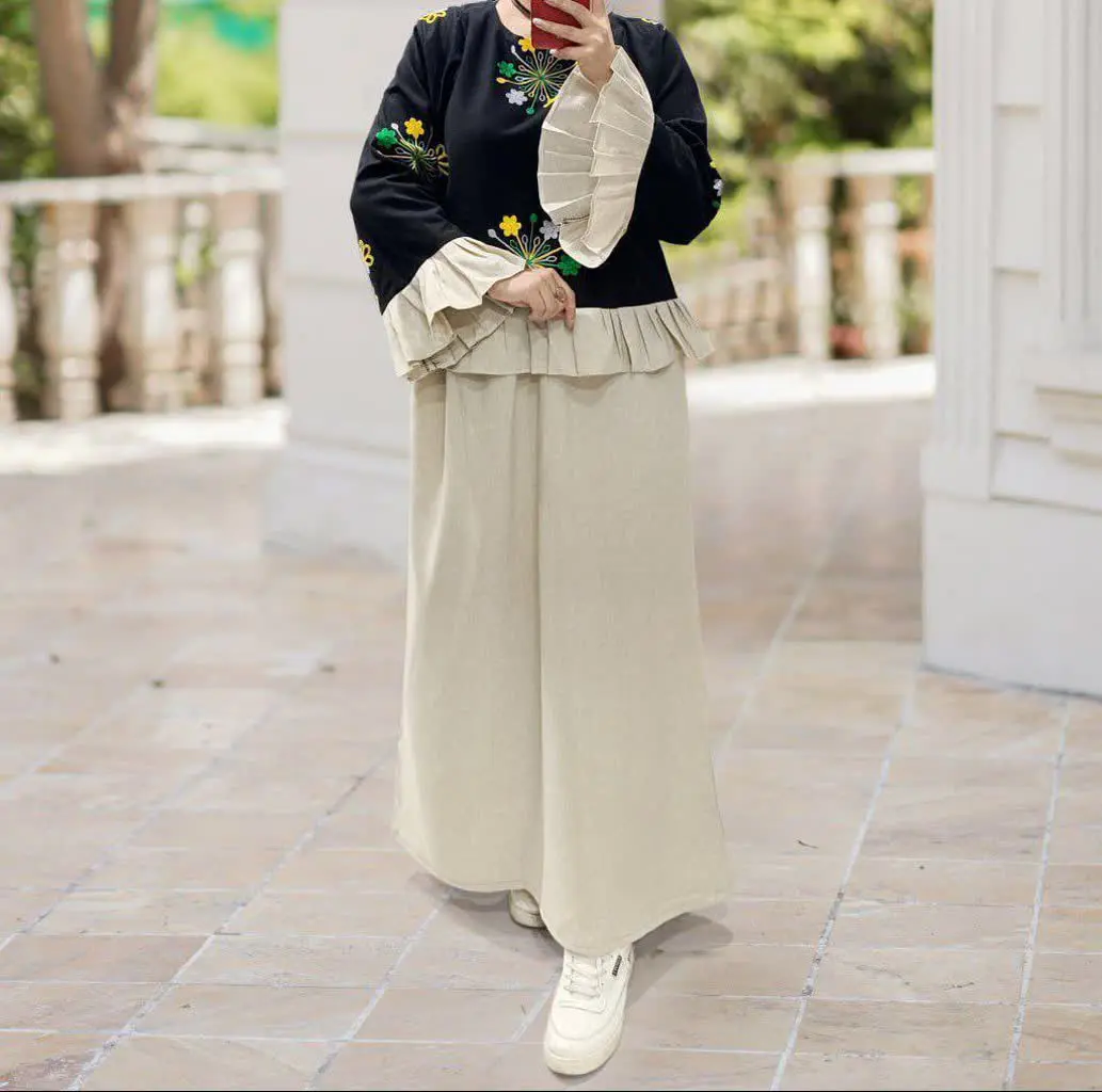 👚نام: رویی و دامن مزونی گل پری
