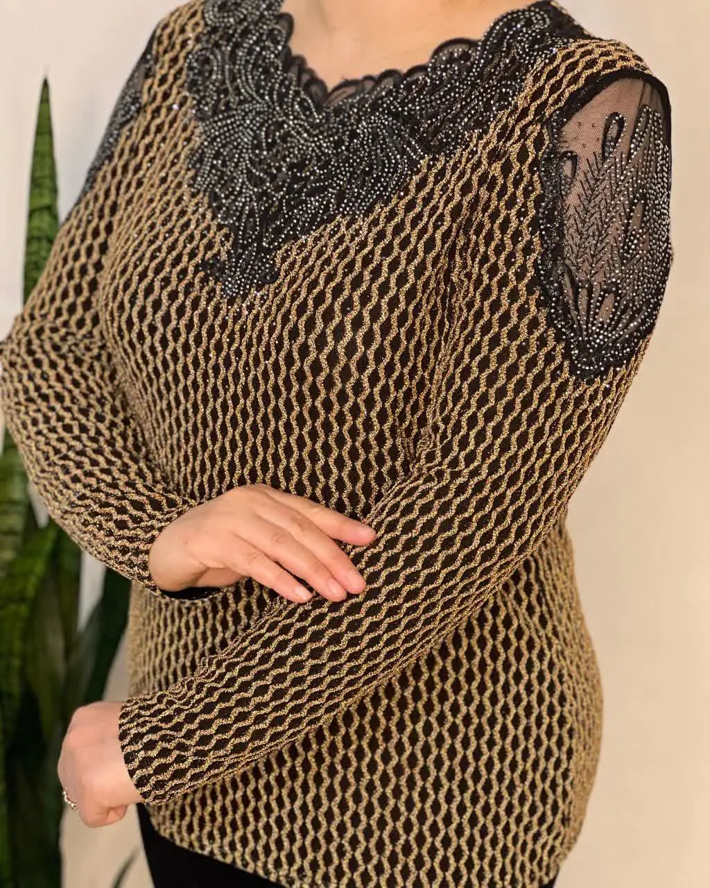 اگه دنبال شومیزهای وشیک وخاص میگردی بیا اینجا👇
