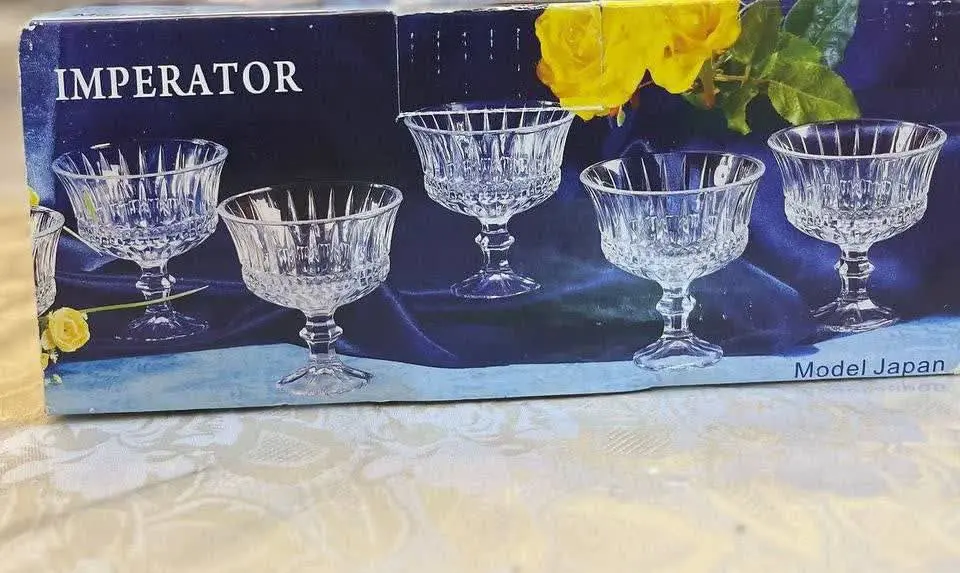 بستنی خوری امپراطور ژاپن
