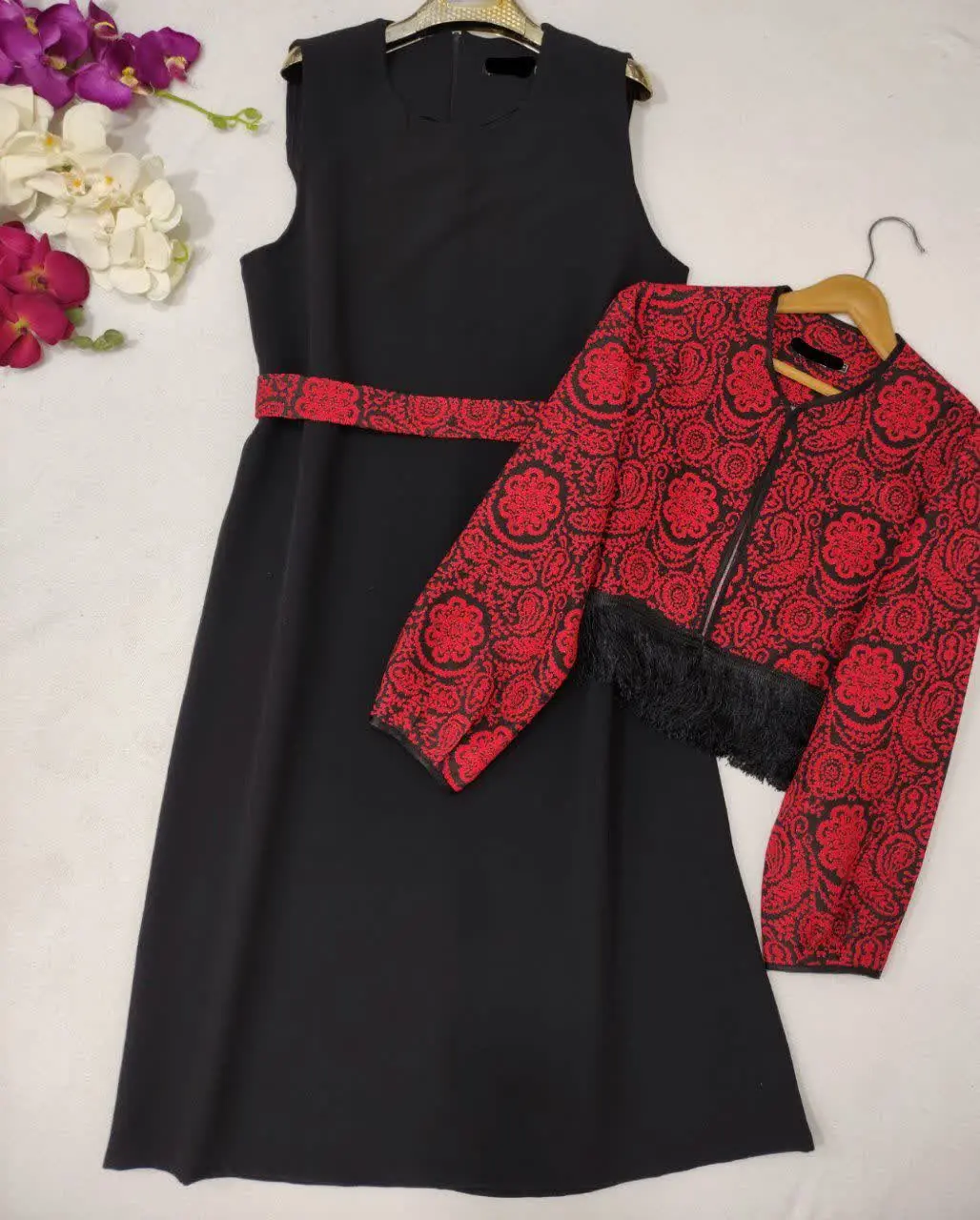 🍃نام: کت و سارافون لیلا
