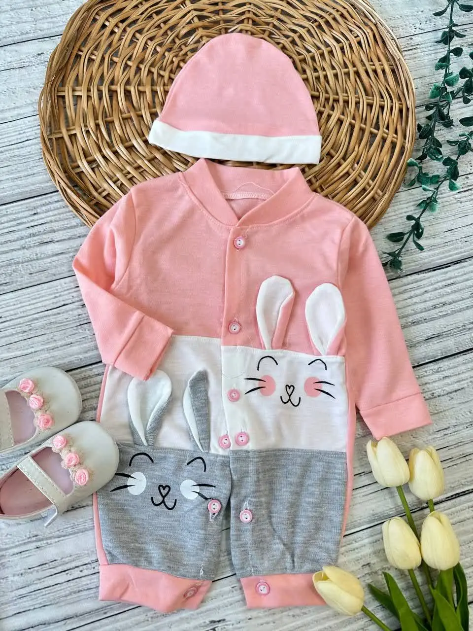 این اولین سرهمی و کلاه دخترانه
