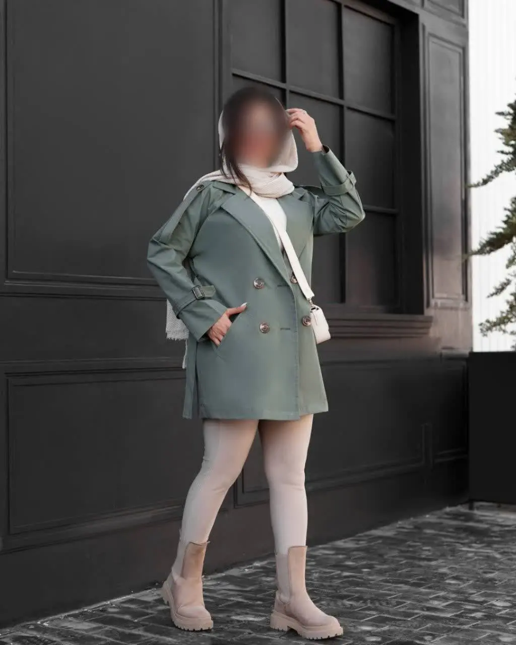 یه مدل بارانی خوش قیمت 
