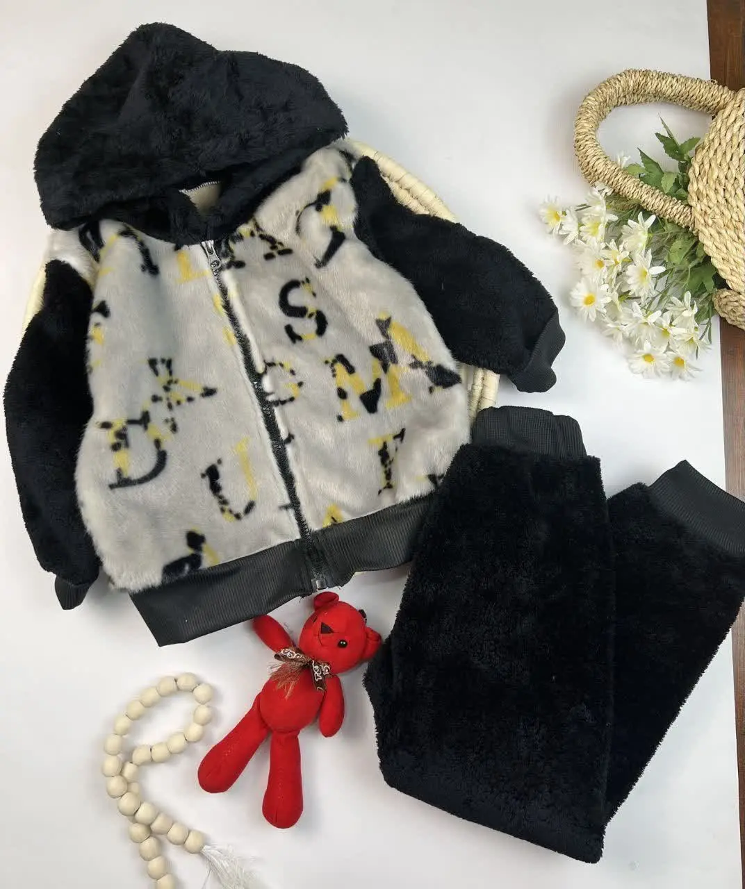 وایساااااا ببین چی اوردیم😍😍
