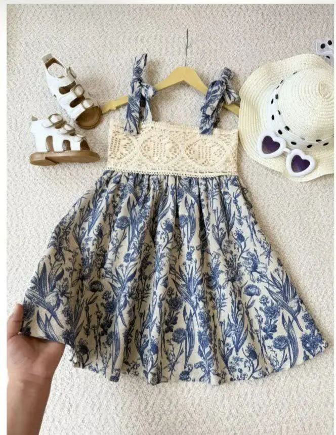 طرح و رنگش با مدلهای وارداتی رقابت میکنه و از نظر دوخت هم مزونی و شیک 😍😍
