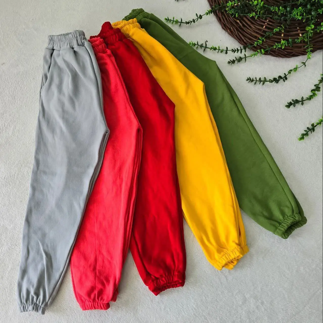 🍁 نام: جاگر رنگی
