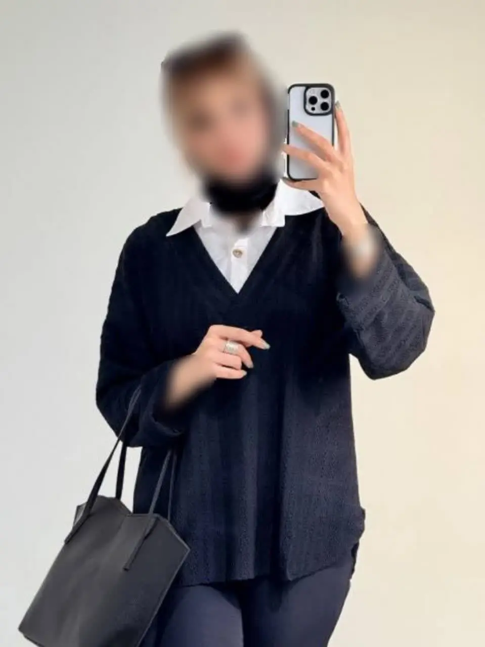 👚 نام: شومیز یقه سفید
