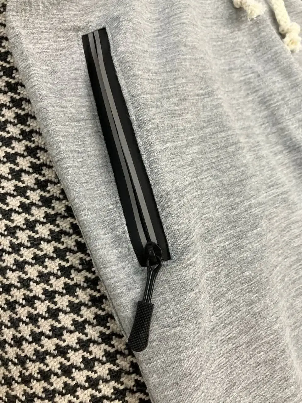 شلوار اسلش جنس اعلا جیب دار 
