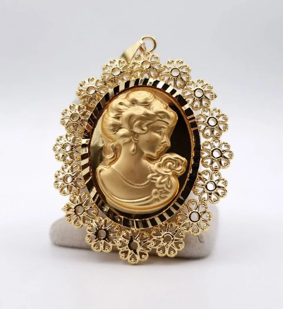 ♦️ پلاک رخ طرح طلا 
