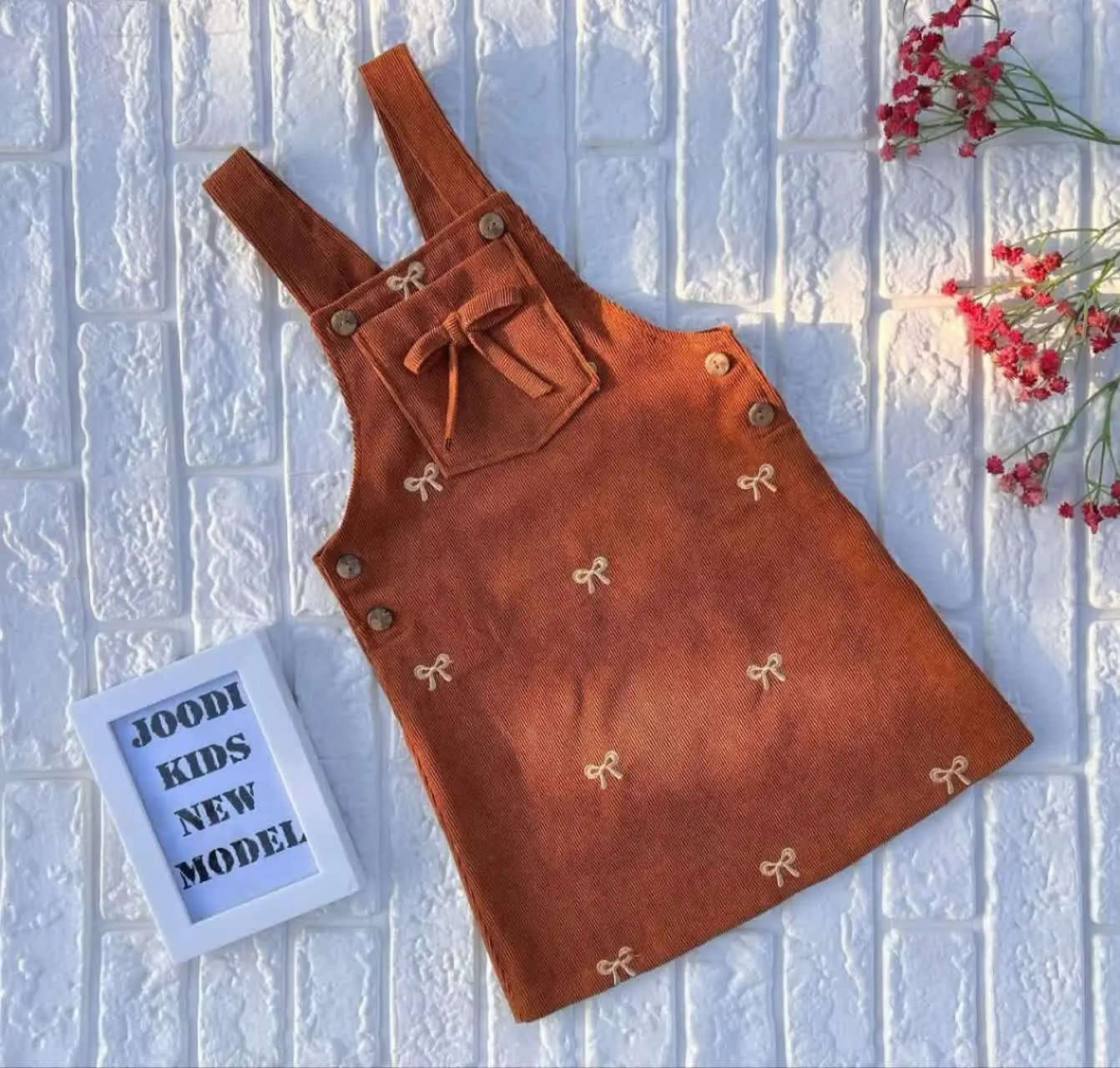 من اینجام ✋