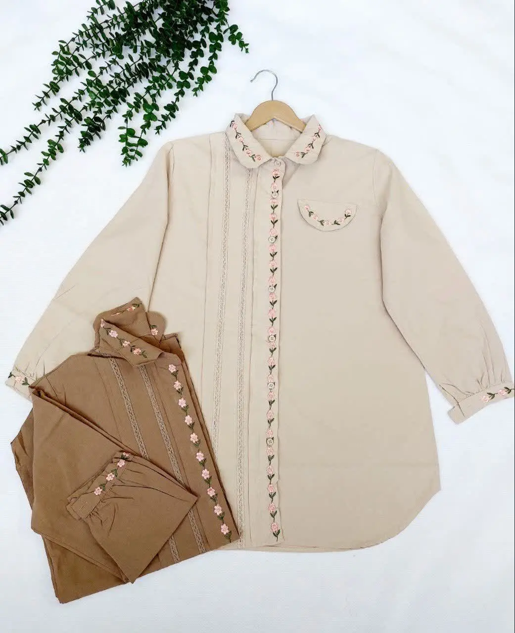 از مانتو گلدوزی شیک وپرطرفد...